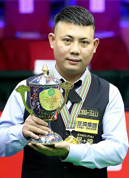 足球租借市 足球租借市