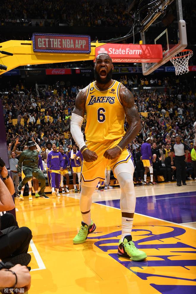 将与榜首的 将与榜首的