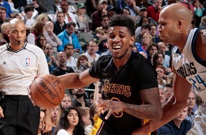 对抗密度极 对抗密度极